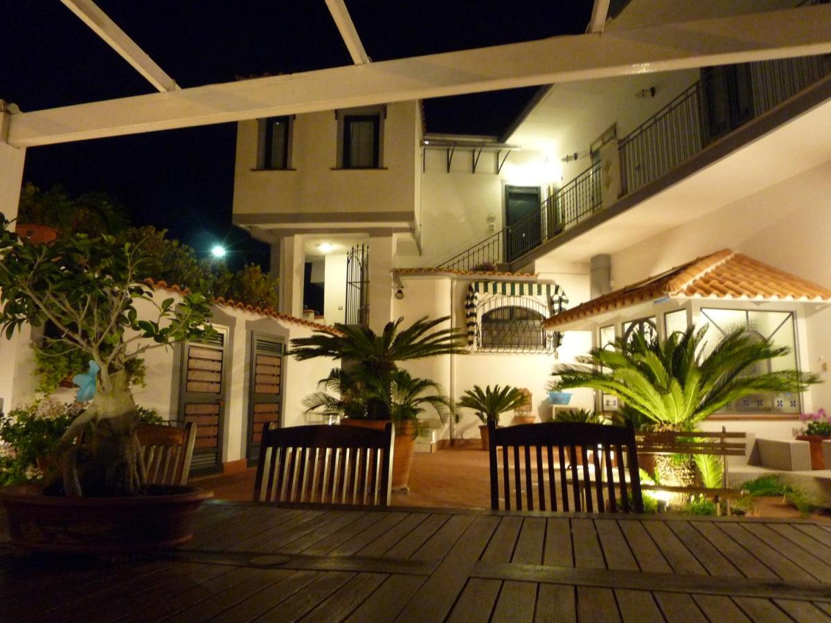B&B Dea Fortuna バーコリ エクステリア 写真